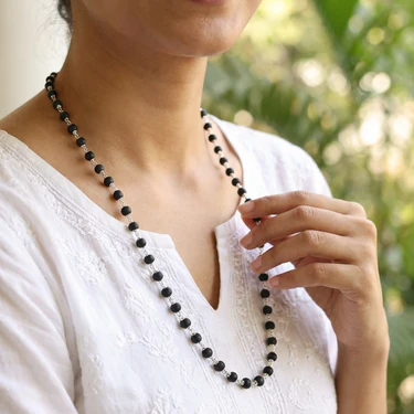 Karungali Malai Silver Cap Necklace